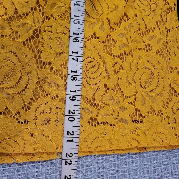 Pleione Floral Lace Sleeveless Top & Shorts - Picture 13 of 16